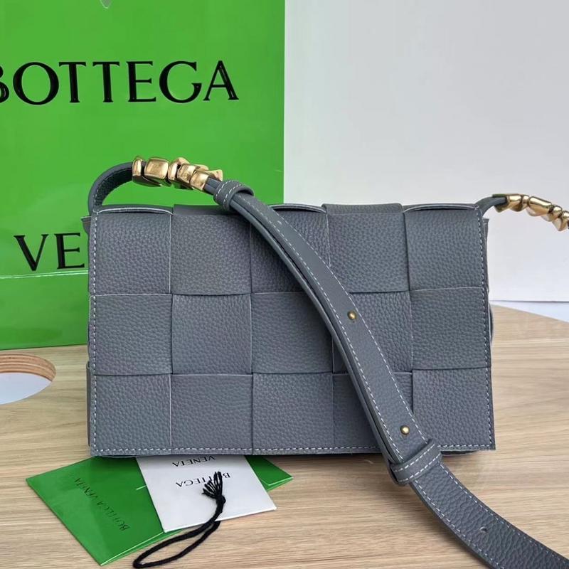 Bottega Veneta Handbags 666870 gray
